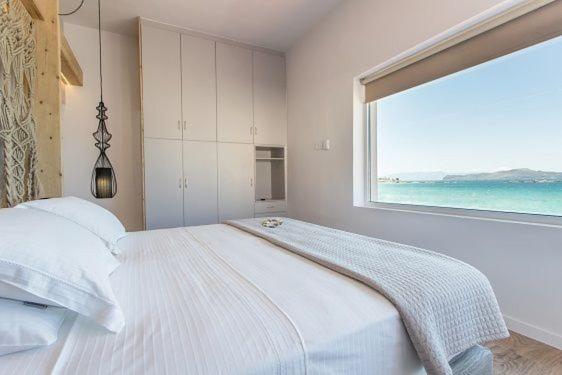 Dazzling Crete Villa 3 Bedrooms Villa Saffron Sunset Beachfront Villa With Jacuzzi Brilliant Sea Views Chania Kato Daratso Dış mekan fotoğraf